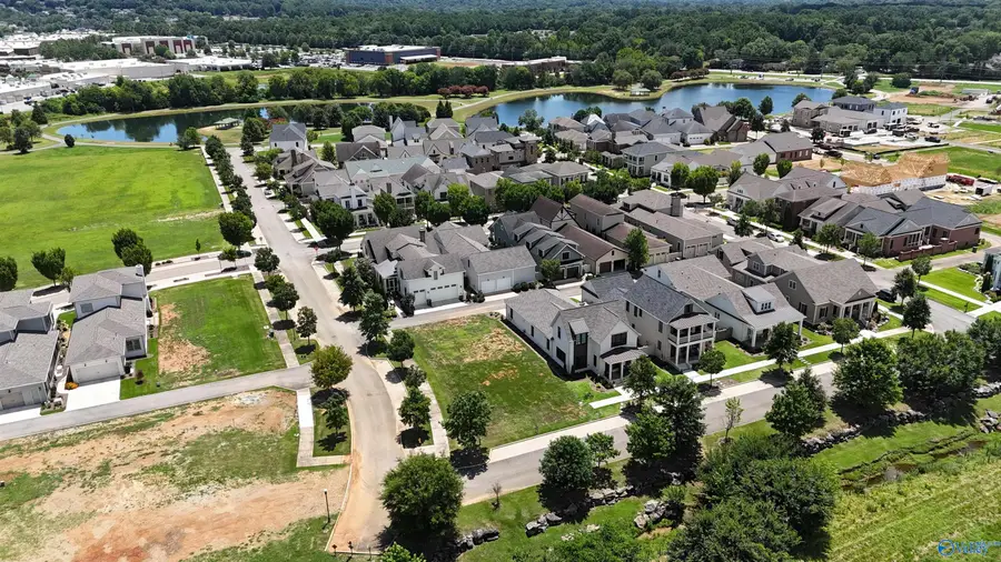 30 Ahearn Lane Se, Huntsville, AL 35802 - #2