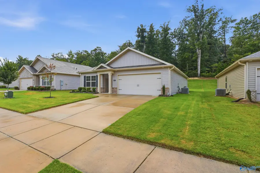 266 Ashland Drive Sw, Hanceville, AL 35077 - #3