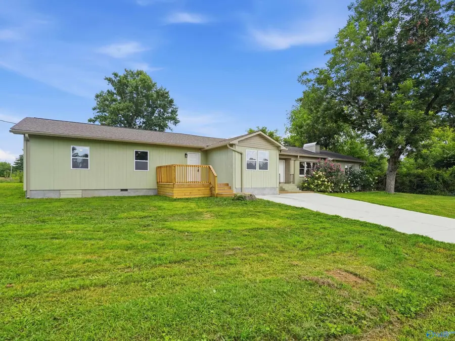 42 1st Avenue E, Grant, AL 35747 - #3