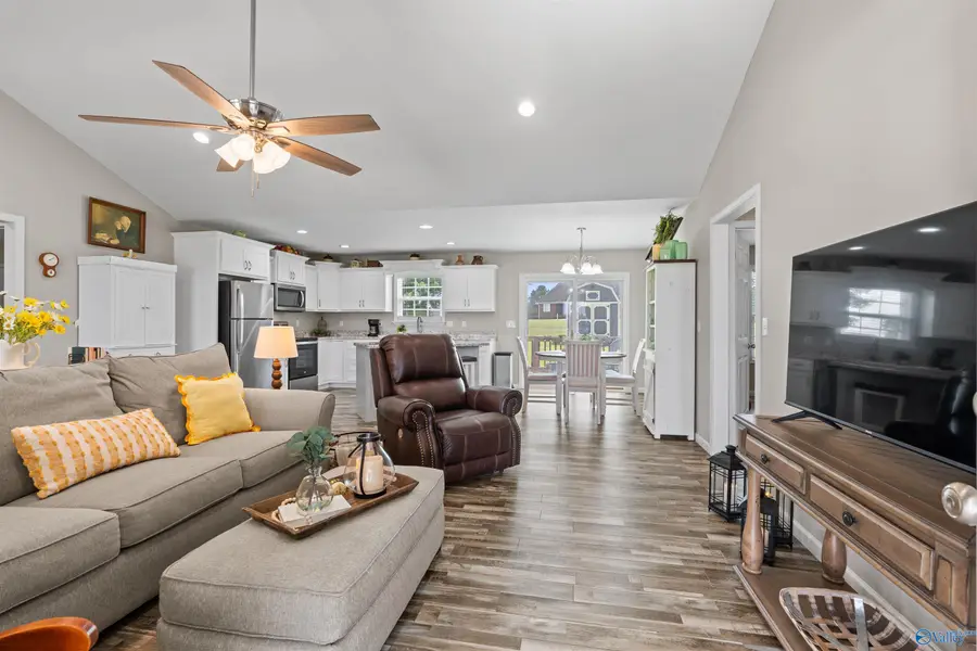 89 Peaceful Drive, Rainsville, AL 35986 - #3