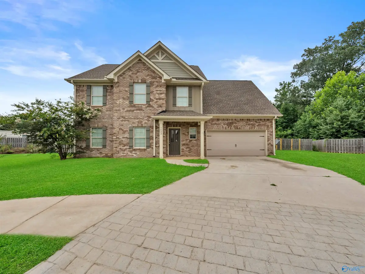 7033 Southgate Drive, Owens Cross Roads, AL 35763 - #1