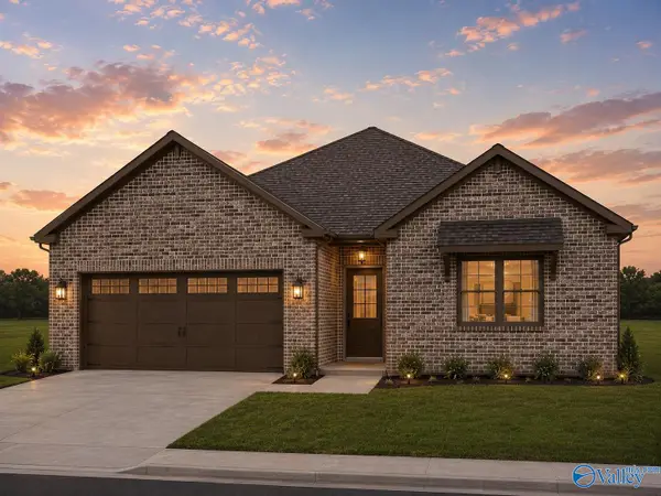 163 Krimson Circle, Albertville, AL 35951