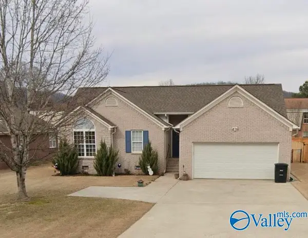 403 E Charlotte Avenue, SCOTTSBORO, AL 35768