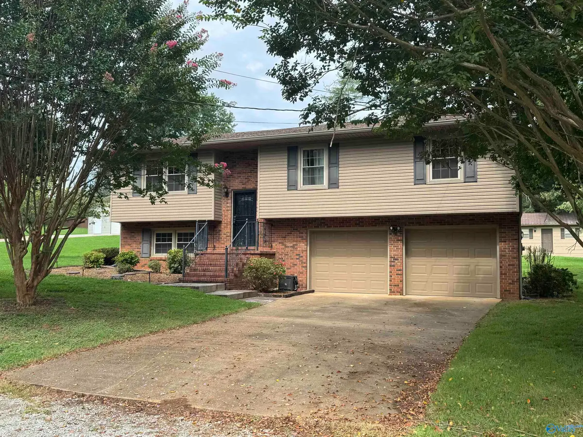 1206 Wildwood Drive, Scottsboro, AL 35769 - #1