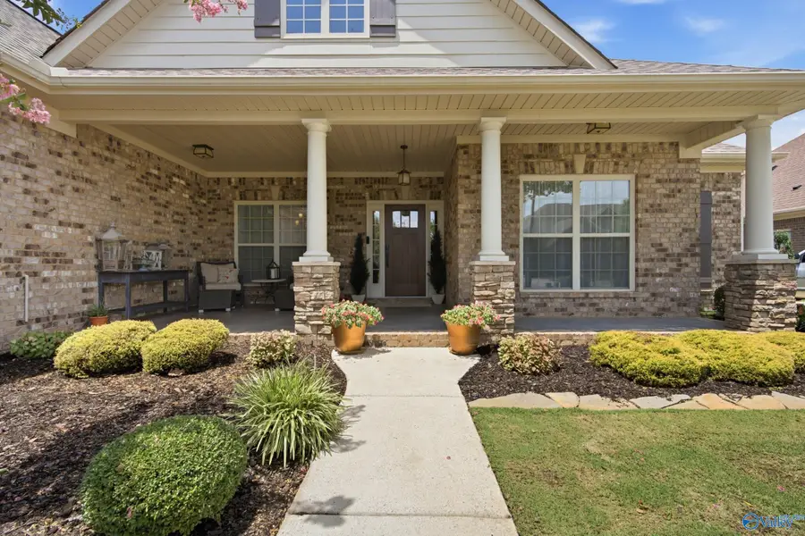 32 Forest Meadow Blvd Sw, Huntsville, AL 35824 - #2