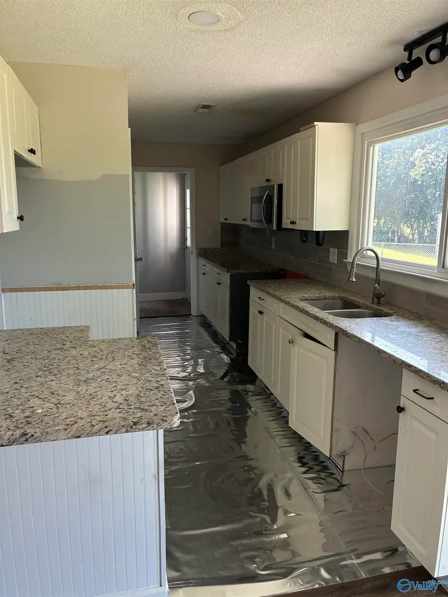 1505 Savannah Court Se, Huntsville, AL 35803 - #3