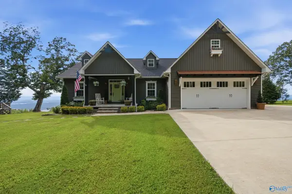 1889 Scenic Drive, Section, AL 35771