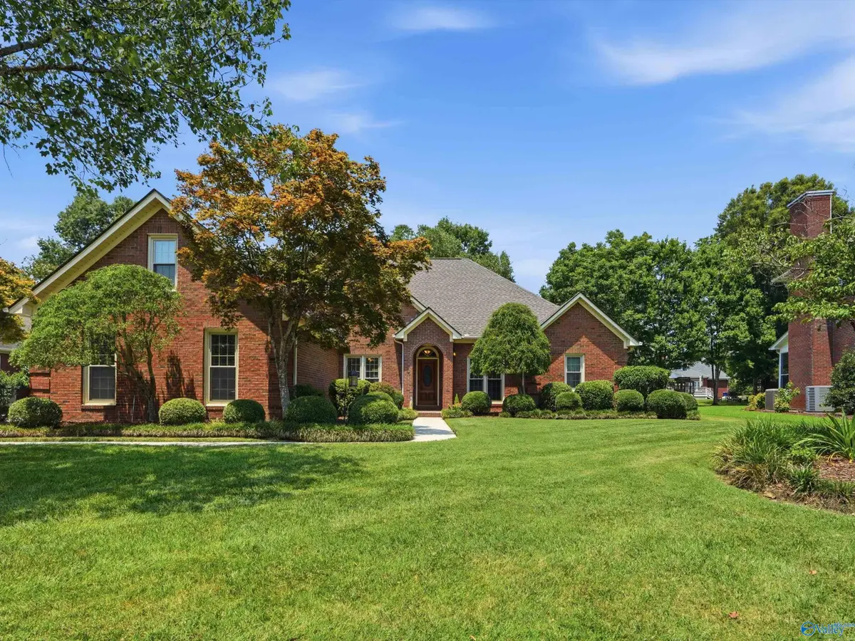 2735 SE Deford Mill Road, Owens Cross Roads, AL 35763 - #1