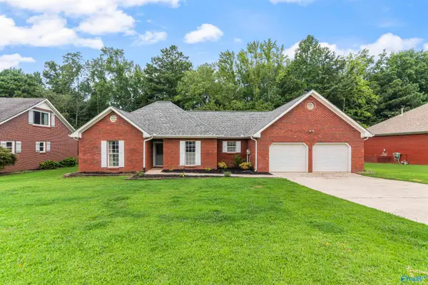 907 Bellemeade Street Sw, Hartselle, AL 35640