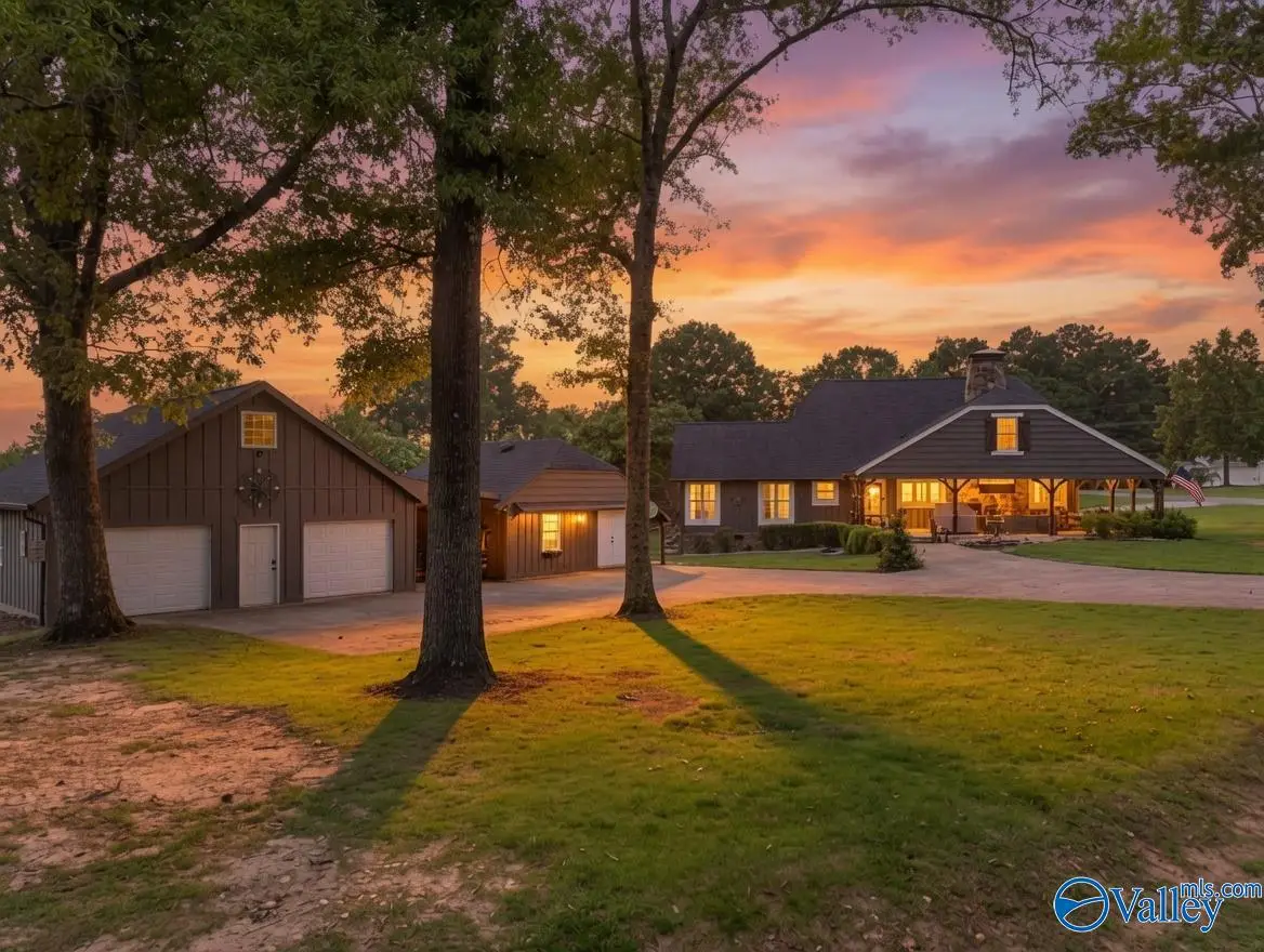 1260 Anita Lane, Gadsden, AL 35901 - #1
