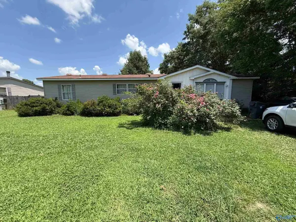 371 Will Holt Road, Hazel Green, AL 35750