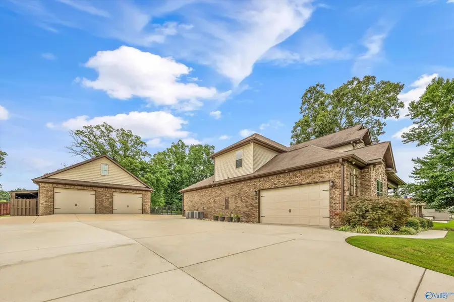 29 Knotting Hill Drive, Fayetteville, TN 37334 - #3