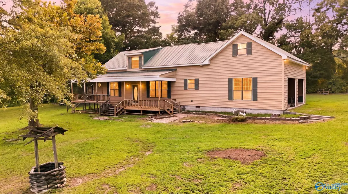 48515 Alabama Highway 75 N, Crossville, AL 35962 - #1