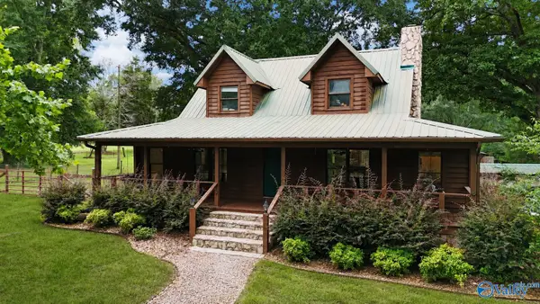 98 Hill Private Drive, Danville, AL 35619