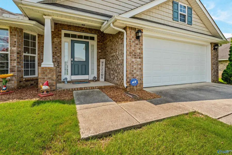 2513 Marjorie Lane Sw, Huntsville, AL 35803 - #3
