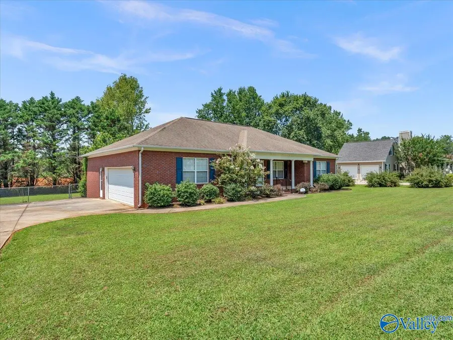 1008 Cimarron Drive, Scottsboro, AL 35769 - #3