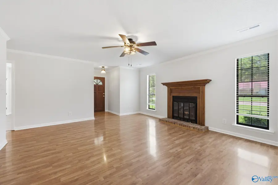 2415 Oxmoor Lane Sw, Decatur, AL 35603 - #2