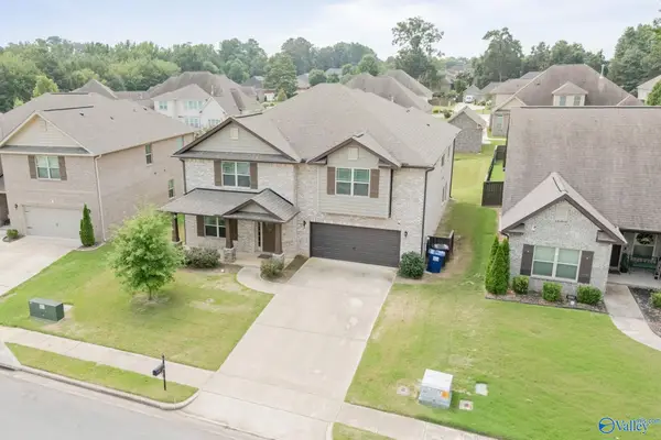 152 Kingswood Drive, Huntsville, AL 35806