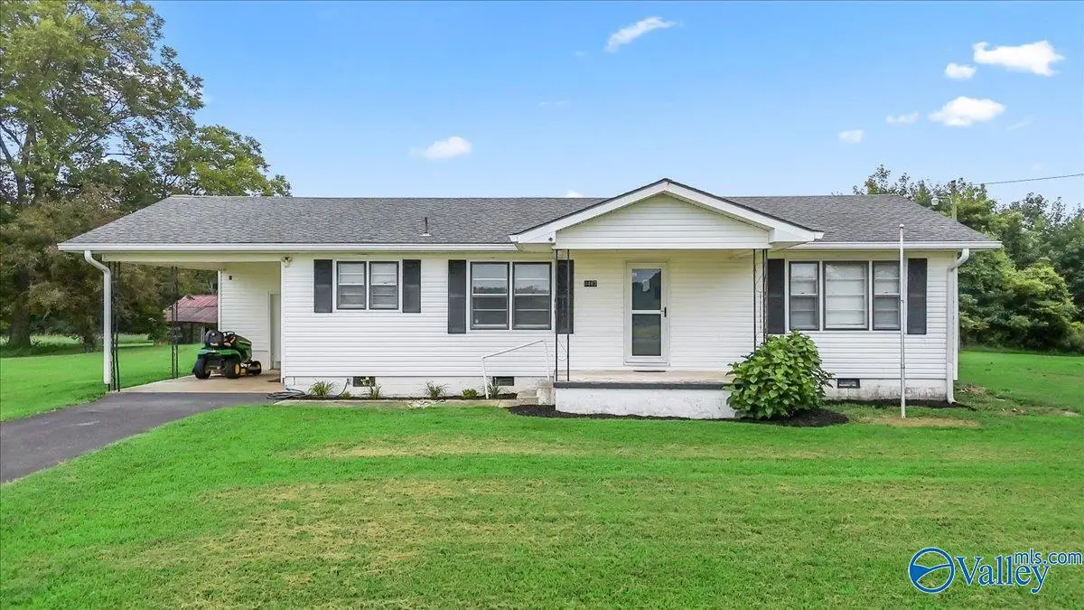6467 County Road 843, Dawson, AL 35963 - #1