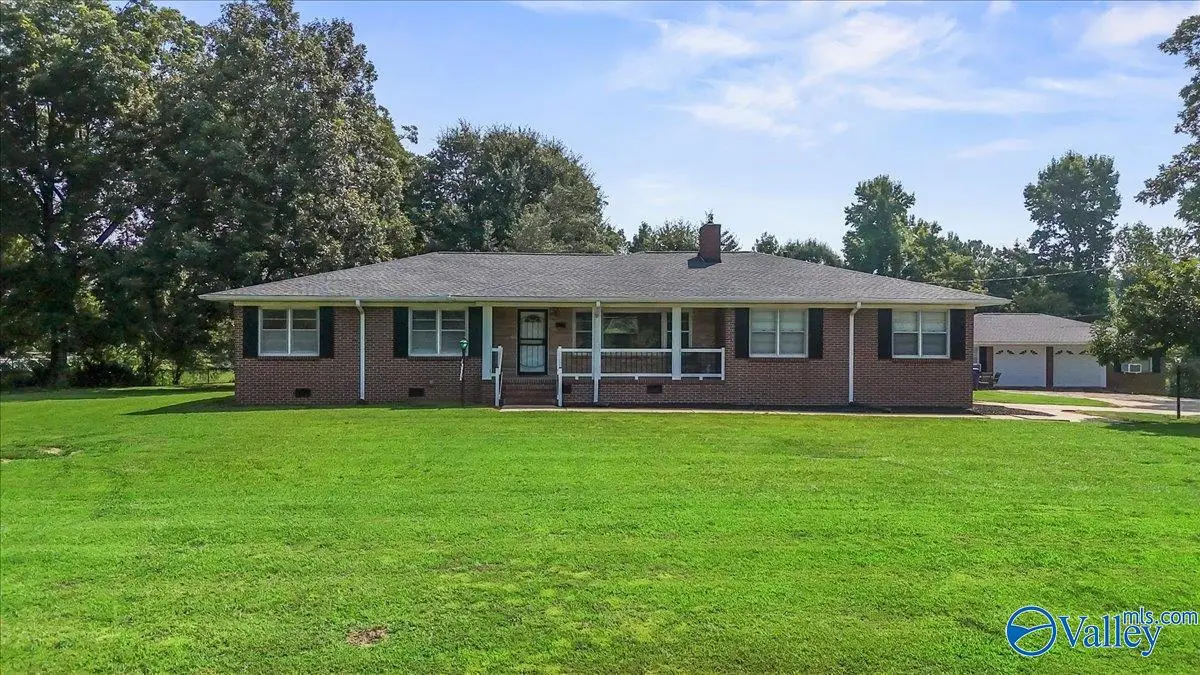 34 Carver Drive, Boaz, AL 35956 - #1