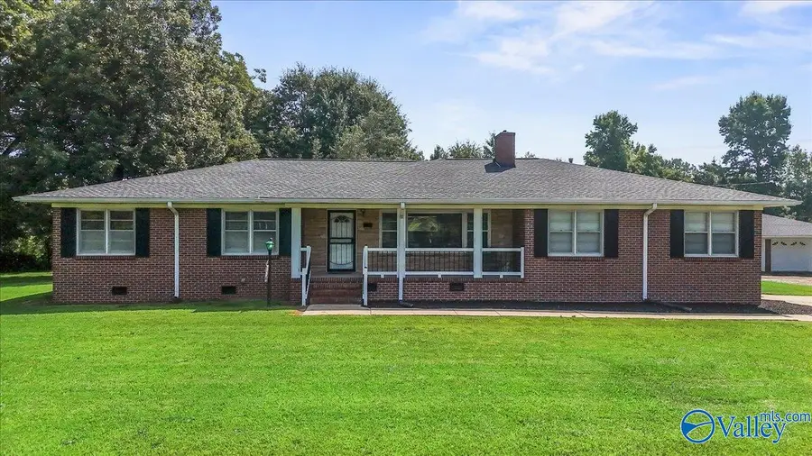 34 Carver Drive, Boaz, AL 35956 - #2