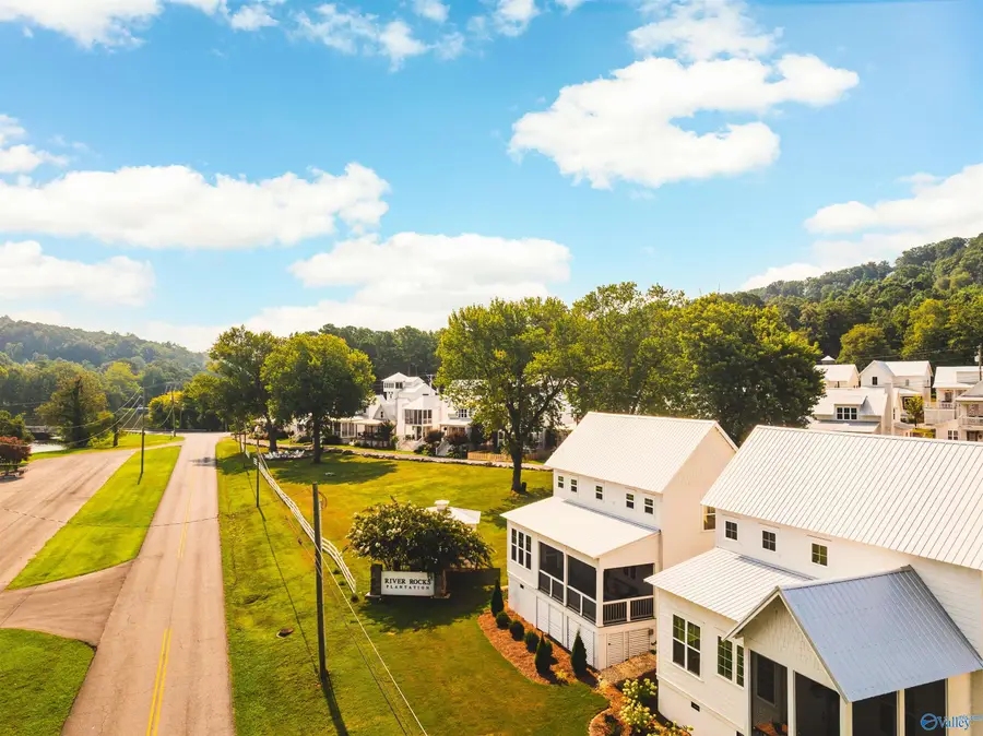 241 Plantation Way, Guntersville, AL 35976 - #2