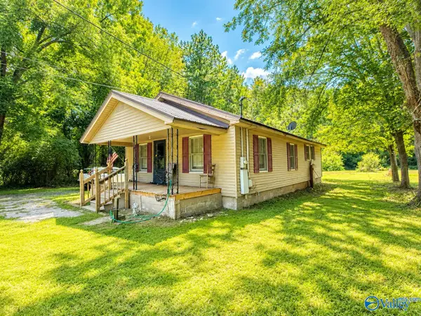 1915 Eastside Drive, Gadsden, AL 35904