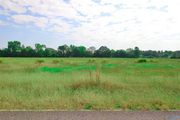 17216 Red Hill Road, Athens, AL 35611