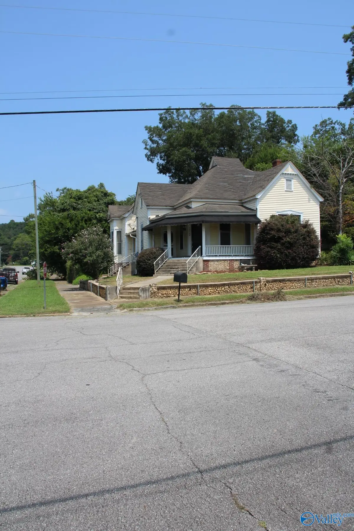 502 NW 5th Street, Attalla, AL 35954 - #1