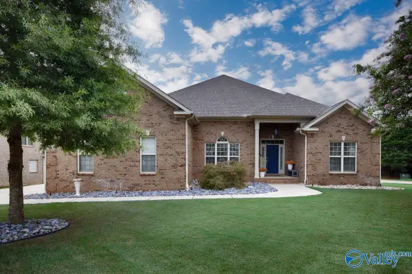 7500 Old Valley Point, Owens Cross Roads, AL 35763