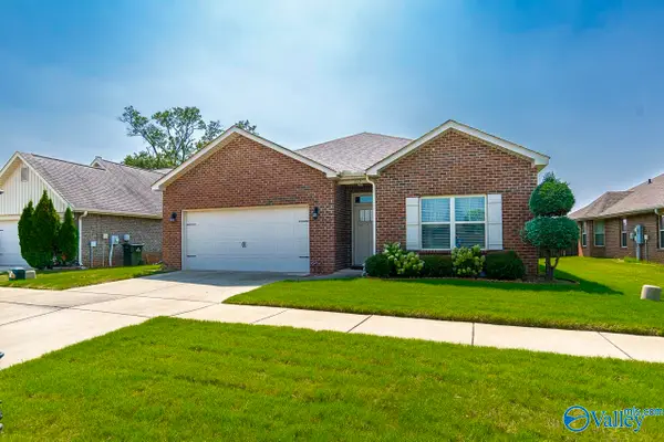 352 Harbor Glen Drive, Madison, AL 35756