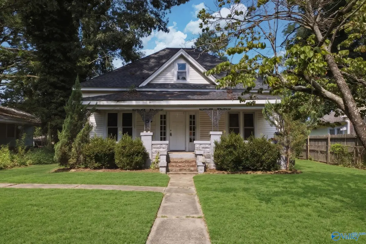 512 Darnell Street, Boaz, AL 35957 - #1