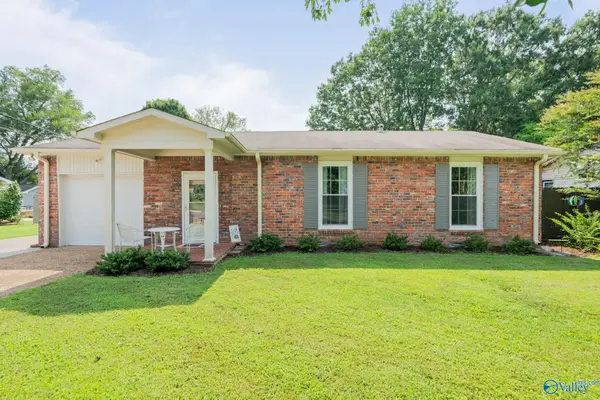 11020 Crestfield Drive Se, Huntsville, AL 35803