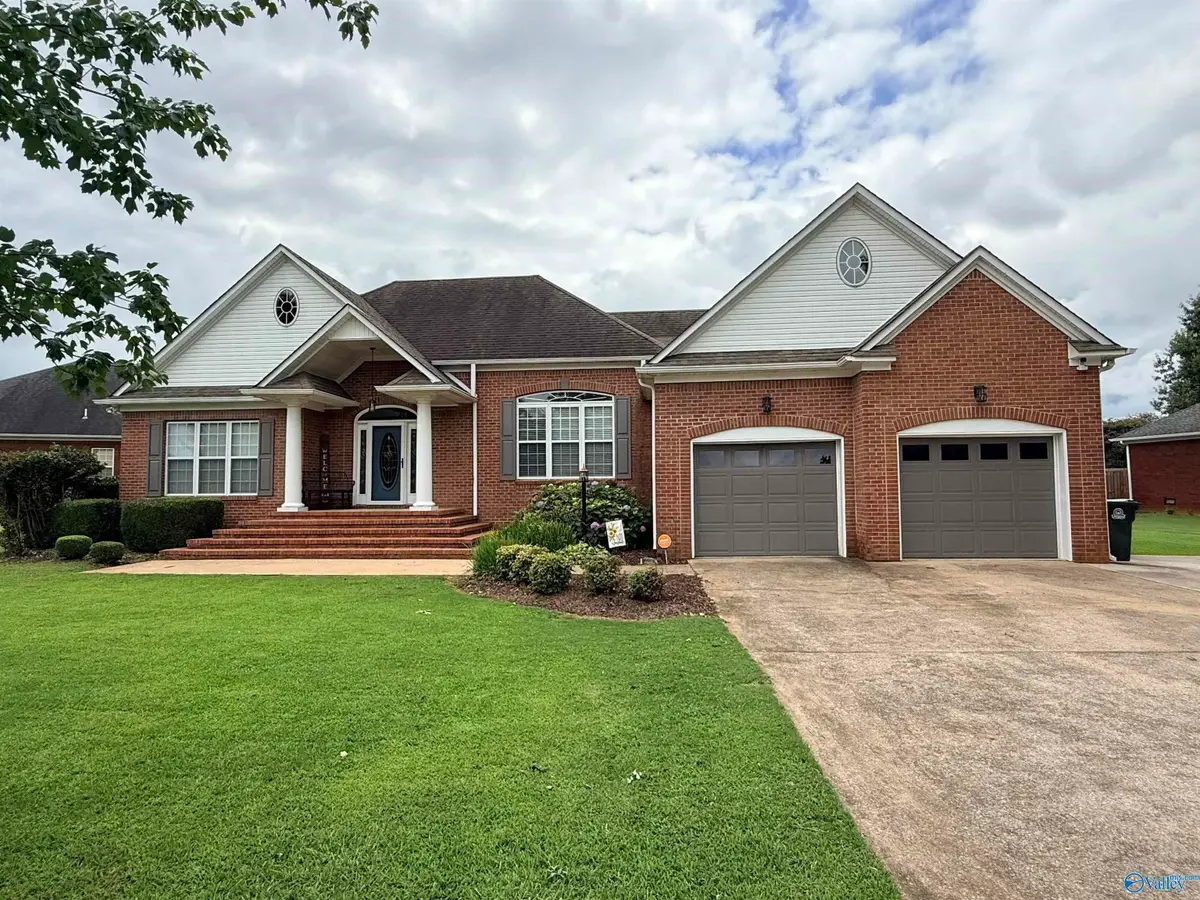 17868 Clearview Street, Athens, AL 35611 - #1