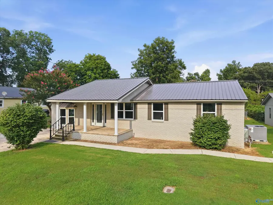 116 Saratoga Street, Albertville, AL 35950 - #3