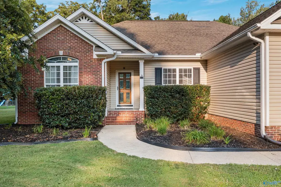 103 Hiawatha Place, Rainbow City, AL 35906 - #3