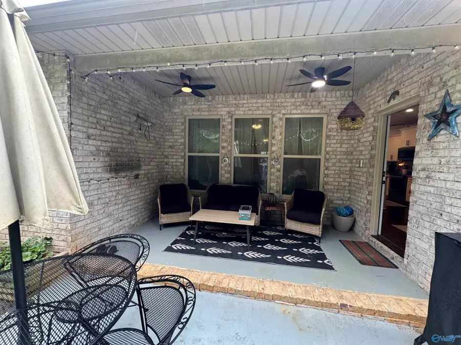153 Gardencove Circle, Huntsville, AL 35810 - #3