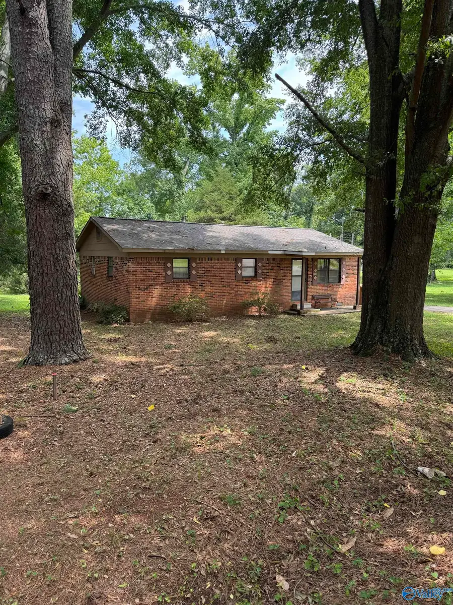 220 Livingston Lane, Moulton, AL 35650 - #2