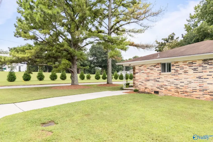 901 Stevens Court Ne, Huntsville, AL 35801 - #3