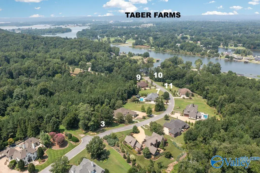 7 Bridle Ridge Road, Gadsden, AL 35901 - #1