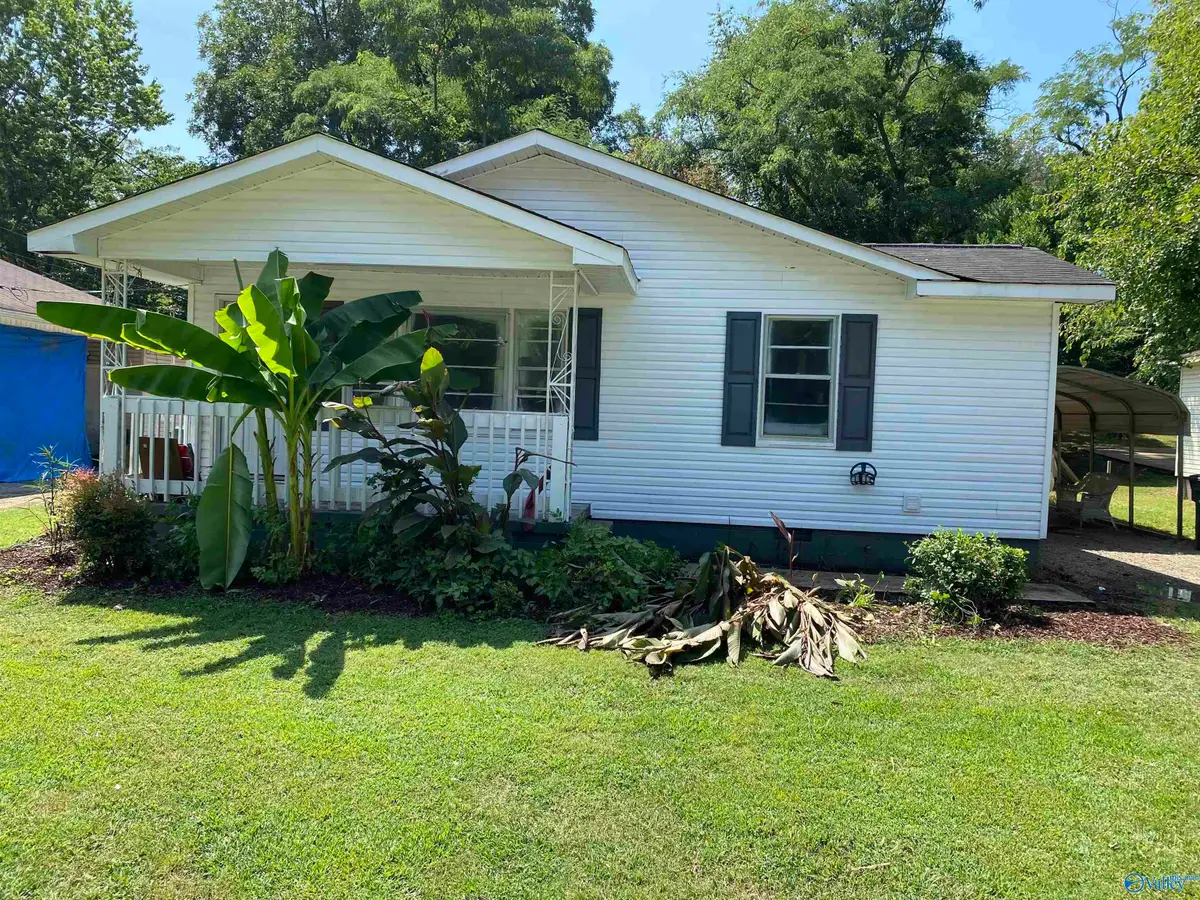 323 South Plymouth Nw, Huntsville, AL 35811 - #1