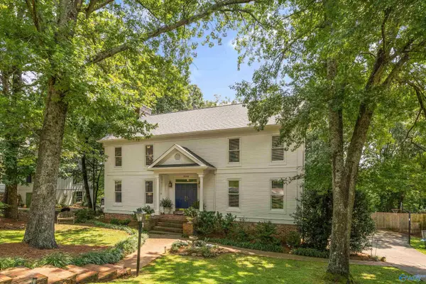 1908 Chippendale Drive, Huntsville, AL 35801
