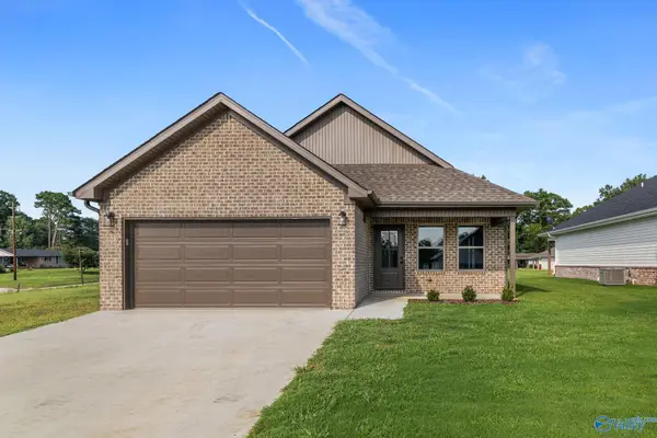 25 S Fulton Street, Florence, AL 35630