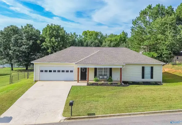 65 White Oak Circle, Cullman, AL 35057