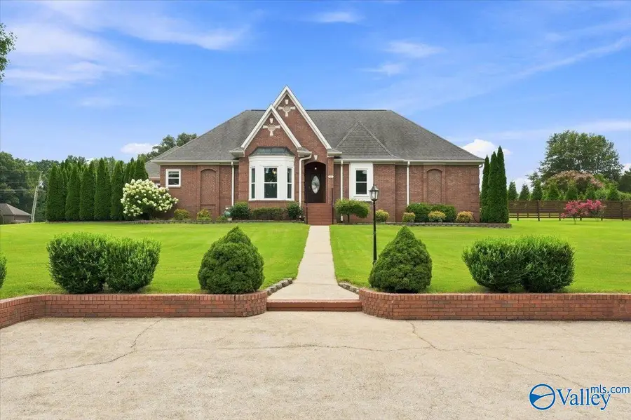 100 Ce Lee Circle, Huntsville, AL 35806 - #2