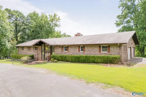 356 Springhill Road Nw, Huntsville, AL 35806