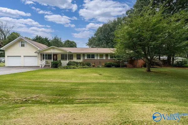 615 6th Street Ne, Arab, AL 35016