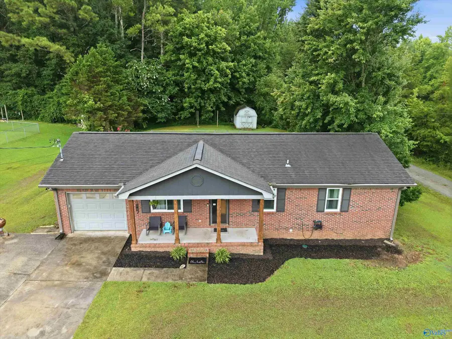 721 E Byrd Road, Hartselle, AL 35640 - #2
