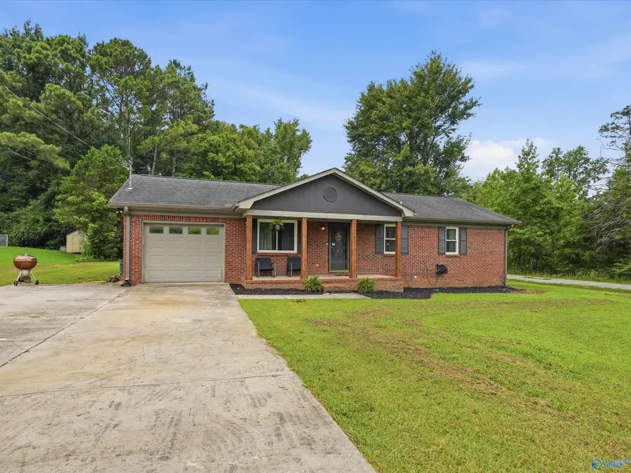 721 E Byrd Road, Hartselle, AL 35640 - #3