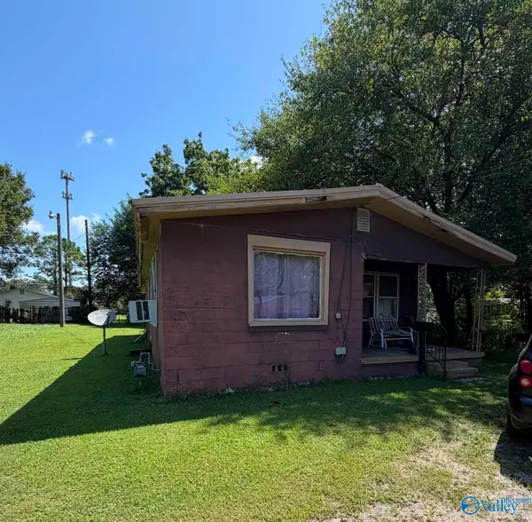 2013 18th Way N, Bessemer, AL 35020